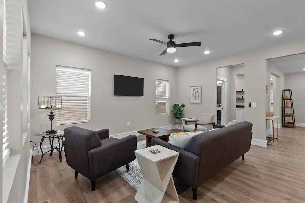 Bright Urban Comfort | JZ Vacation Rentals
