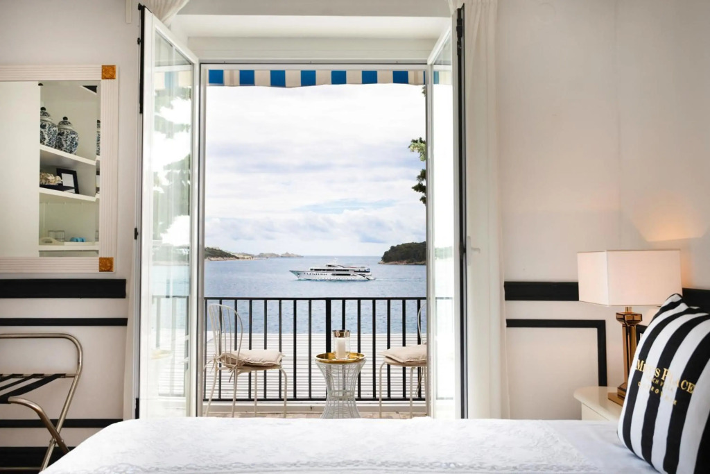 Villa Mey's Place On The Beach