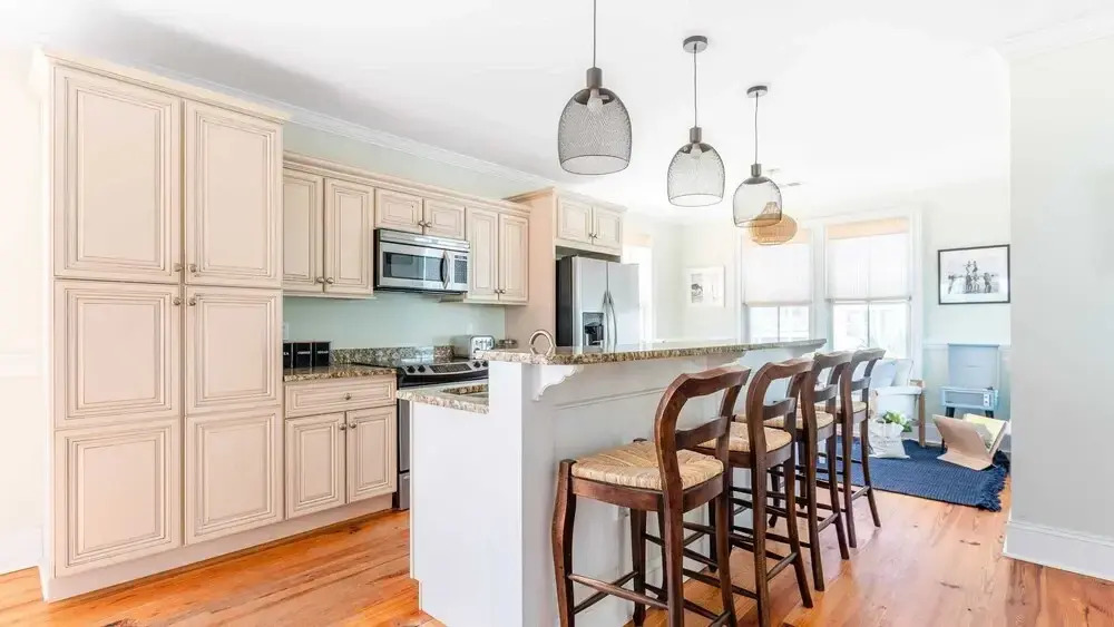 Sea Shell by Avantstay Breezy Beachside Getaway w/ Rooftop Deck & 6 BRs