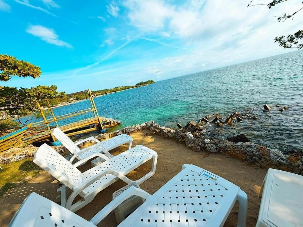 Isla Alegria