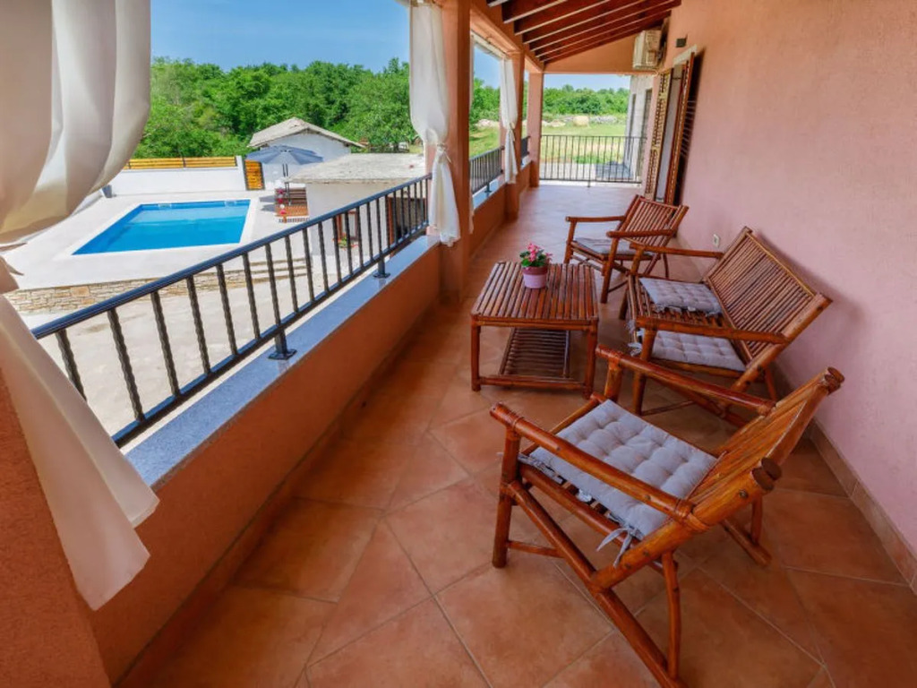 Holiday Home Villa Mate i Kate by Interhome