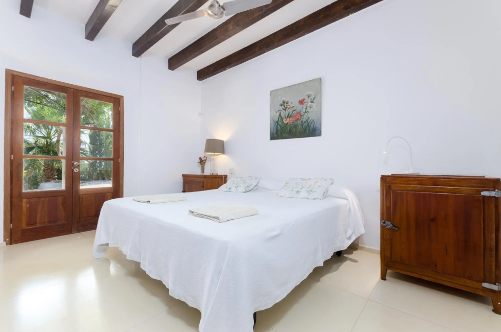 PUIG DE GARRAFA - Villa with sea views in Andratx. Free WiFi