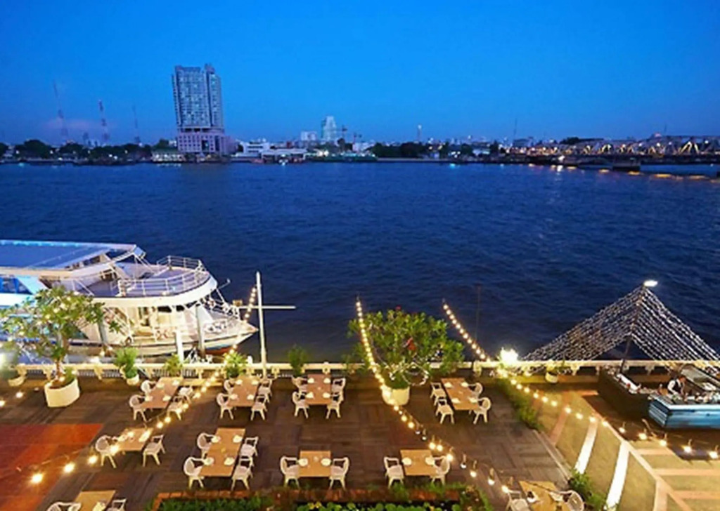 The Royal River Hotel