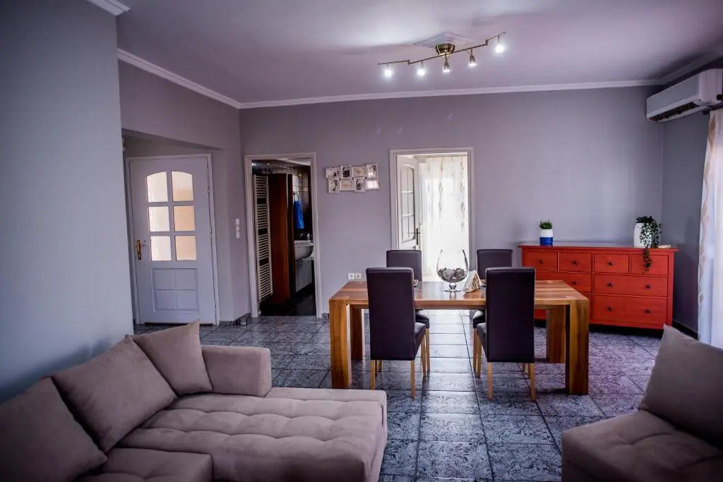 Preveza Mythos Suite we speak, English, Deutsch and Italian