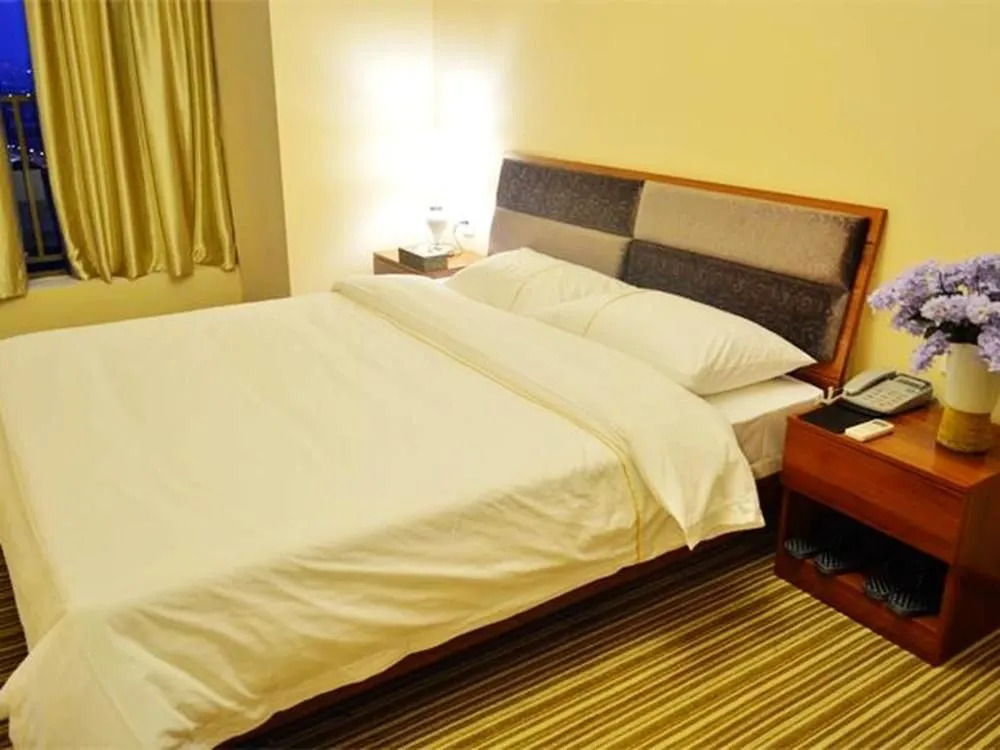 Enjoy Private Apartment Hotel Lucky City