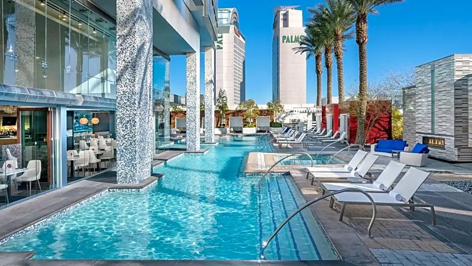 Palms Place One Bedroom Suite 1220 sqft