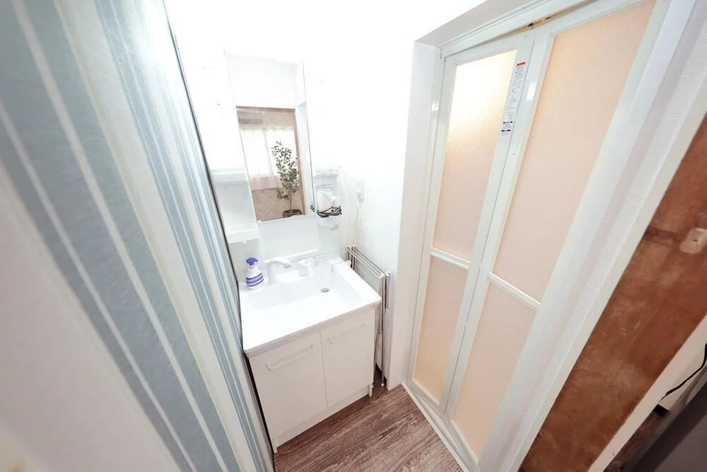 Omotenashi House Hanazono Part 1 (193-2)