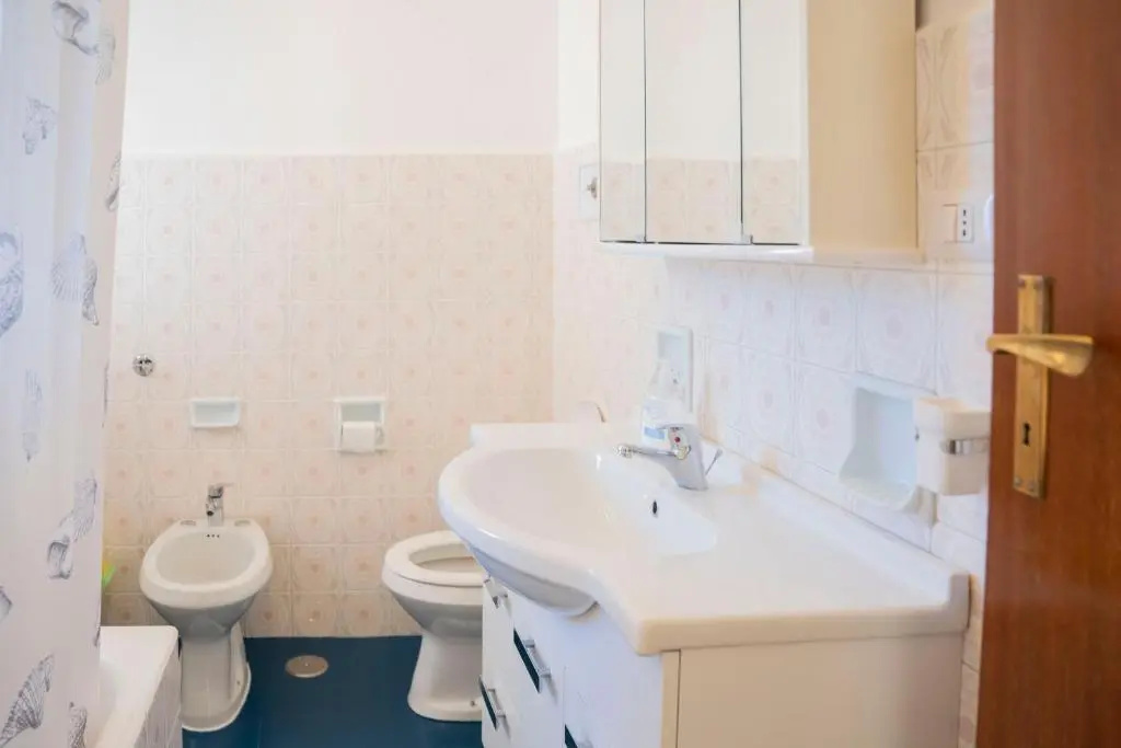 093 - Casa Panorama, Vista Mare e Vista Portofino, 500 metri centro di Chiavari, POSTO AUTO GRATIS INCLUSO