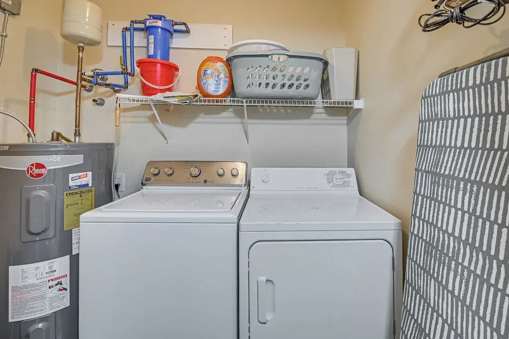 Pool Access & 2 Mi to Ocean: Myrtle Beach Condo!