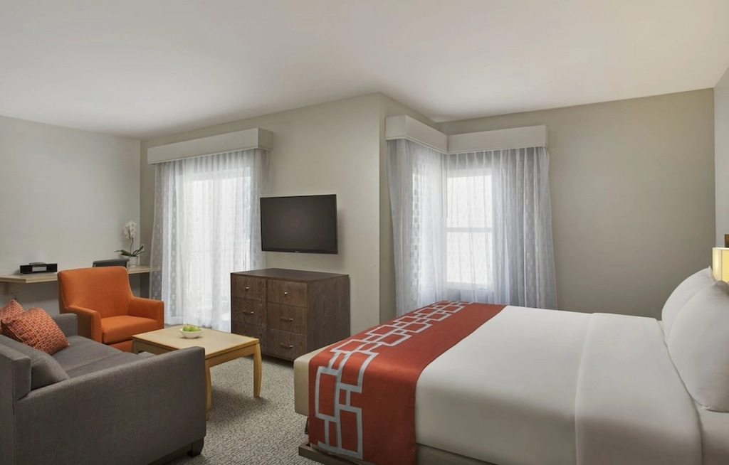 Corporate Inn Sunnyvale - All-Suite Hotel