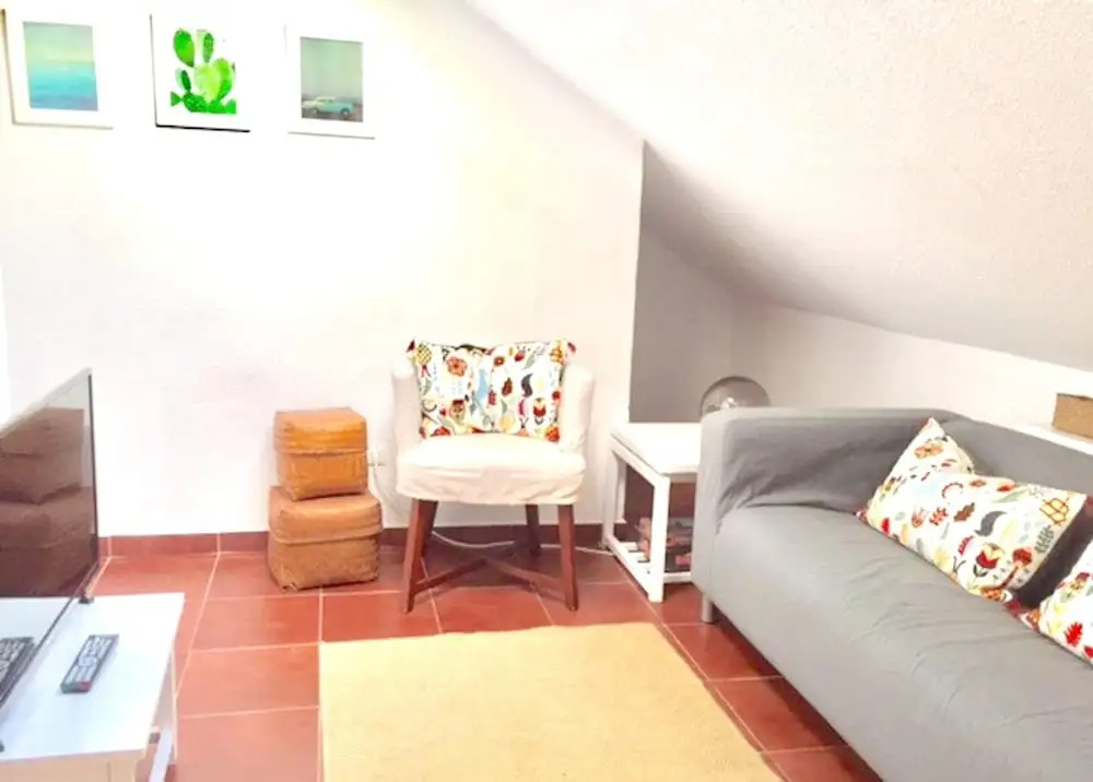 House With 3 Bedrooms in São Martinho do Porto, With Balcony and Wifi Near the Beach