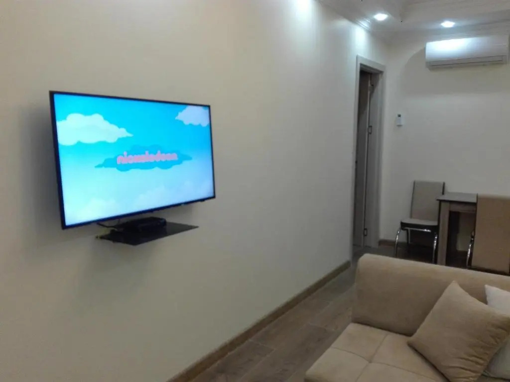 Veriko's Sweet home