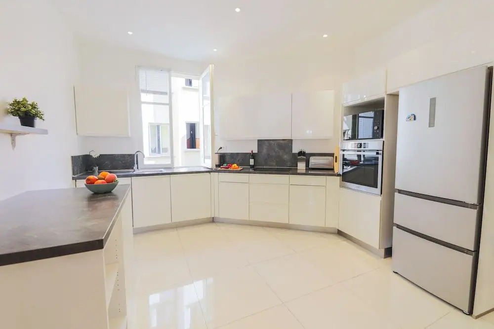 Palais Promenade AP4166 by Riviera Holiday Homes