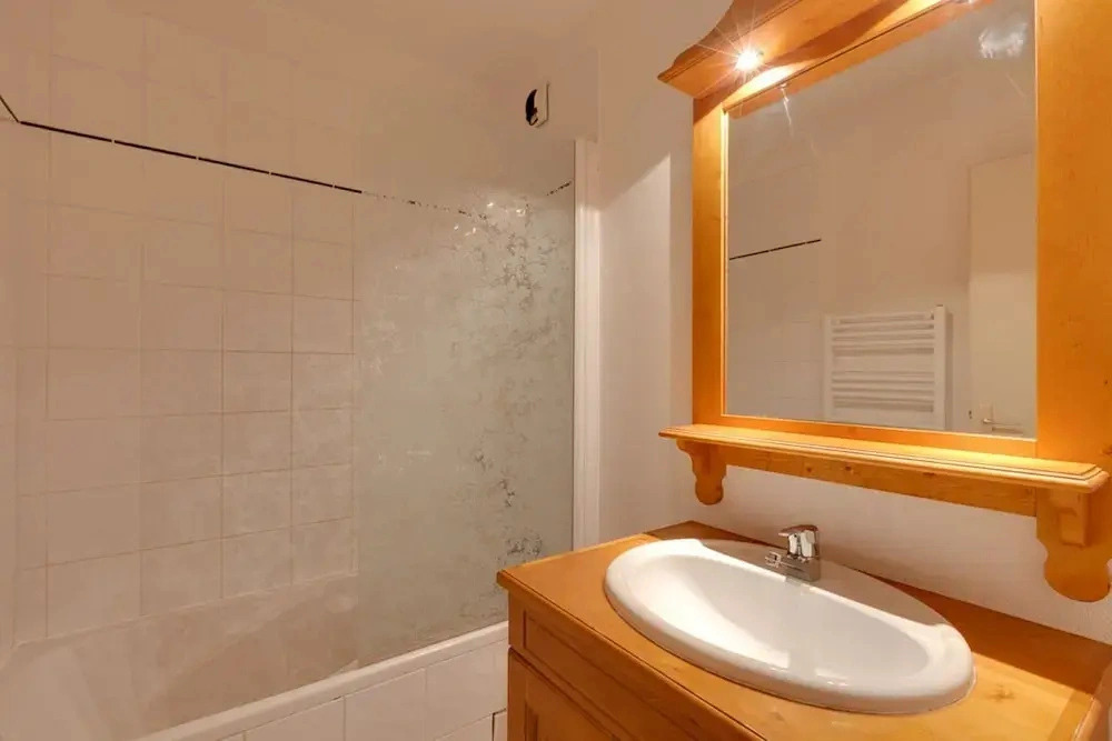 Apartment in Les Deux Alpes With Balcony
