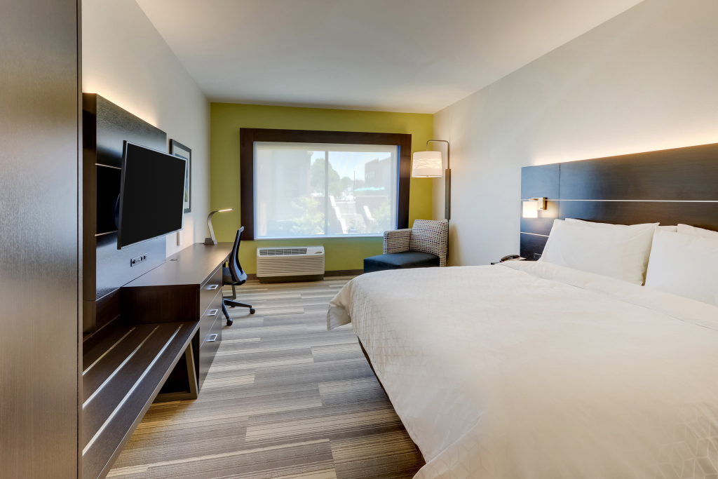 Holiday Inn Express & Suites Winston Salem Sw Clemmons by IHG