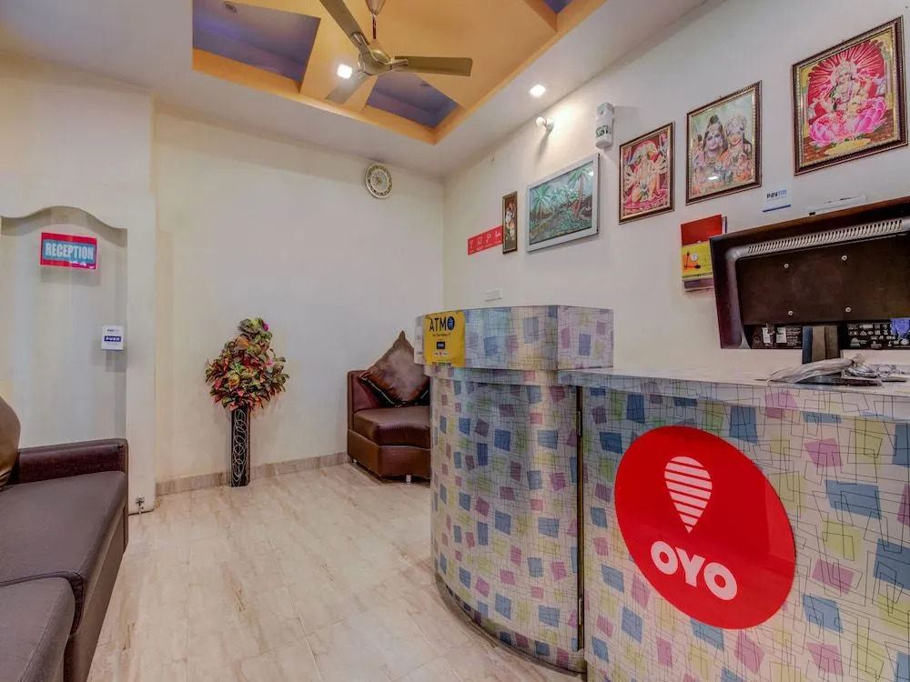 OYO 18873 Hotel Comfort