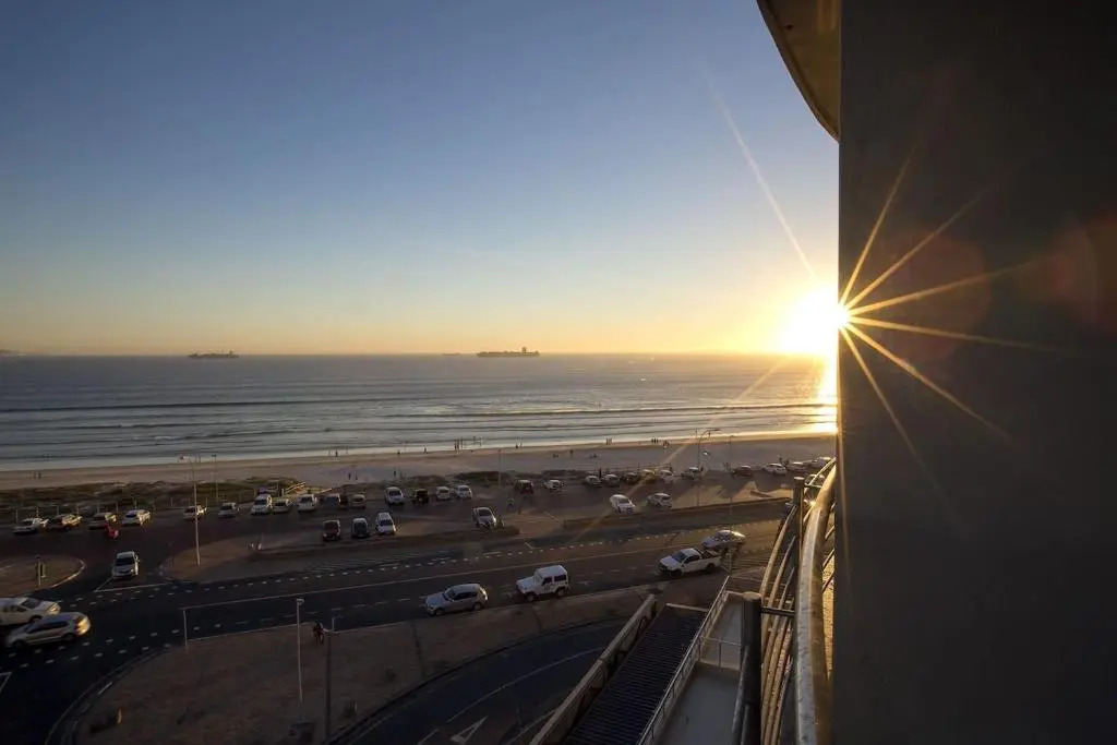 2 Bedroom apartment with Breathtaking Views!
