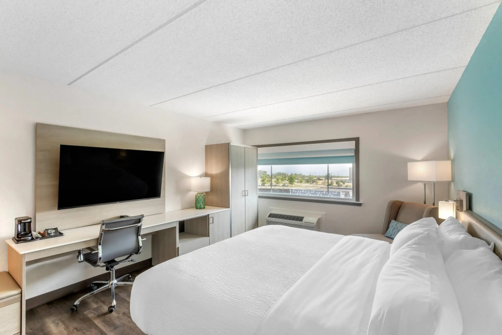 The Harborview on Lake Michigan, an Ascend Collection Hotel