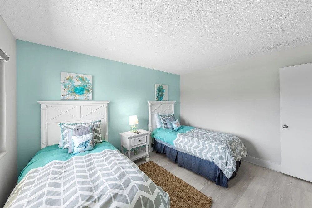 Loggerhead Cay 472 - Beach Front Pet-friendly