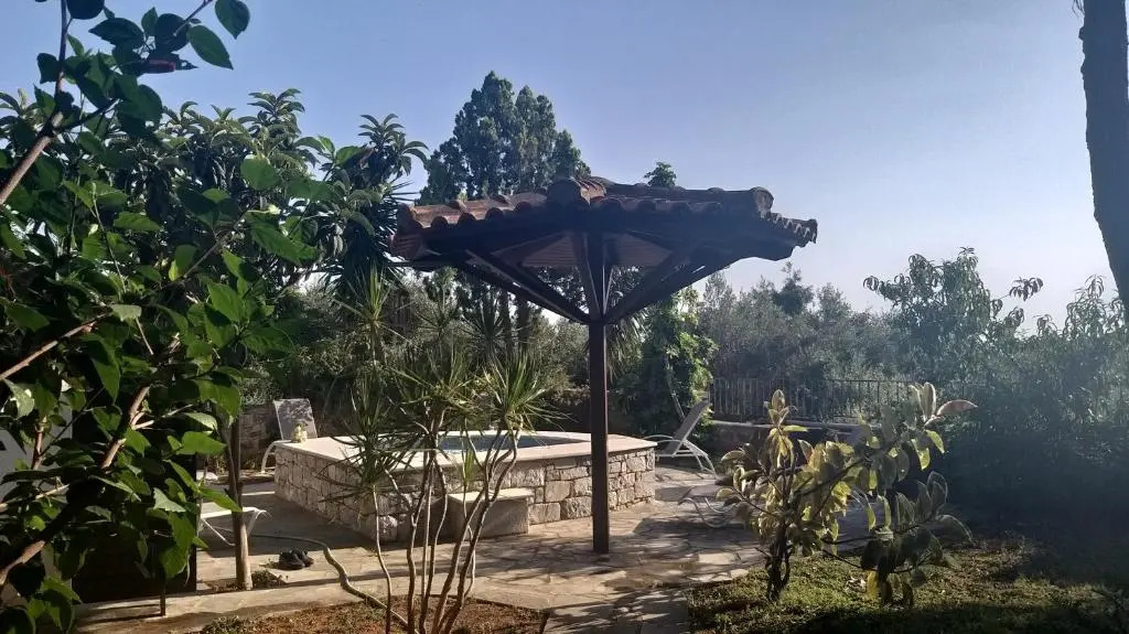 Villa Onar a stone house with amazing view