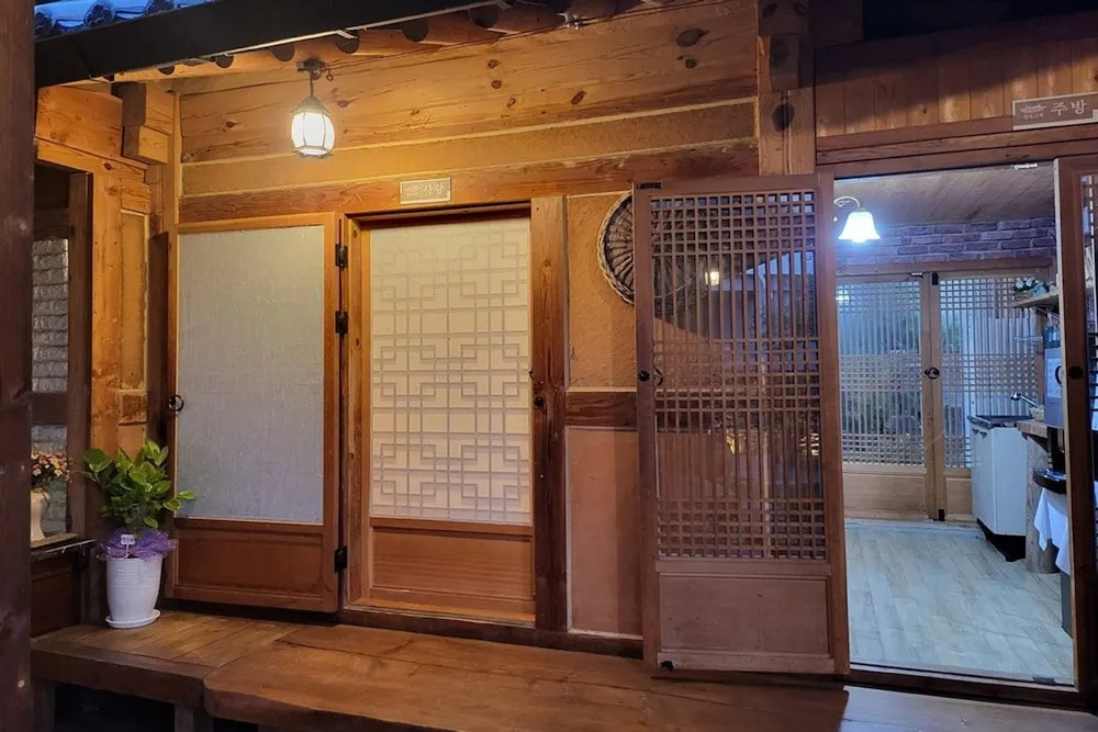 Hanok goeul