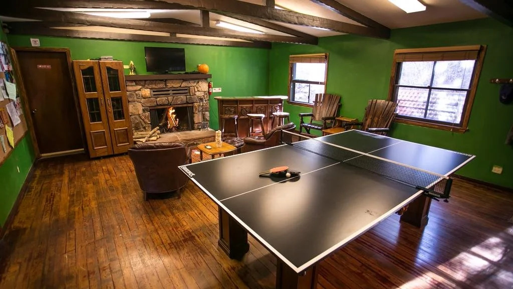 ITH Big Bear Lake Hostel & Lodge