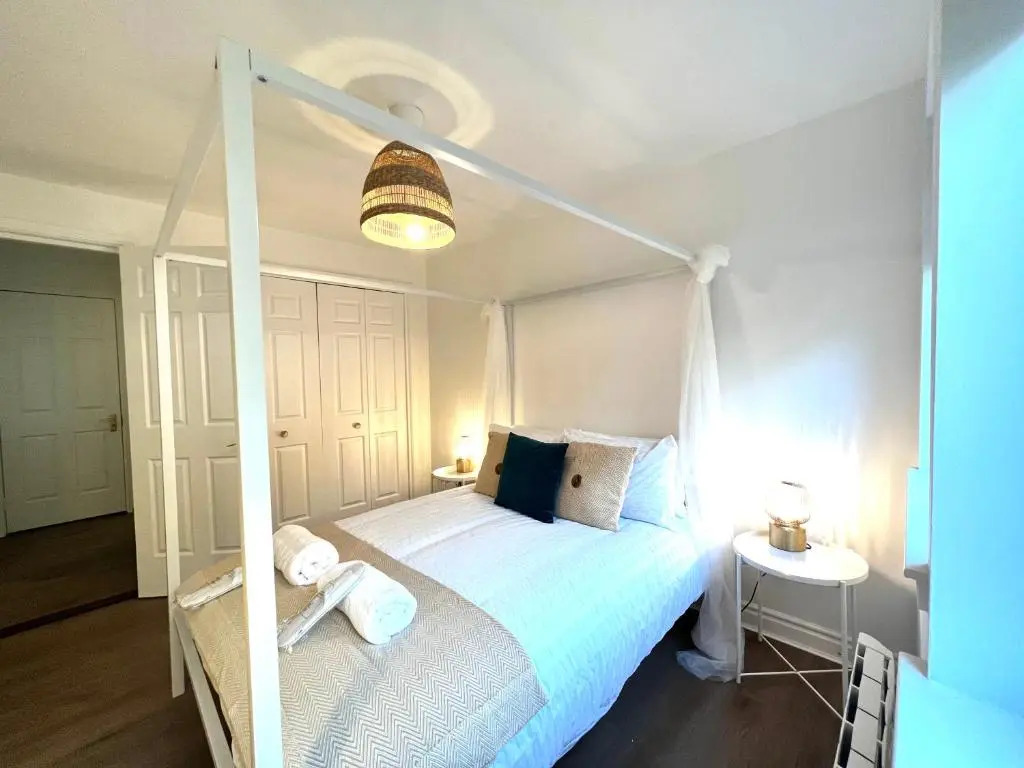 Bellevue Apartment