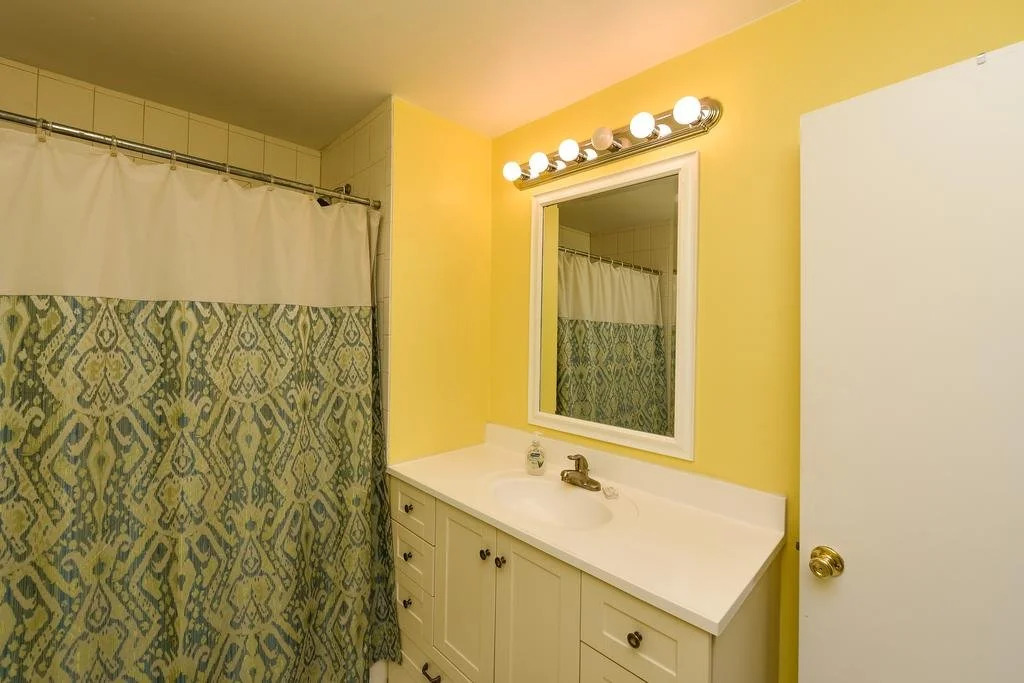 Coastal Surfside By Beachside Management