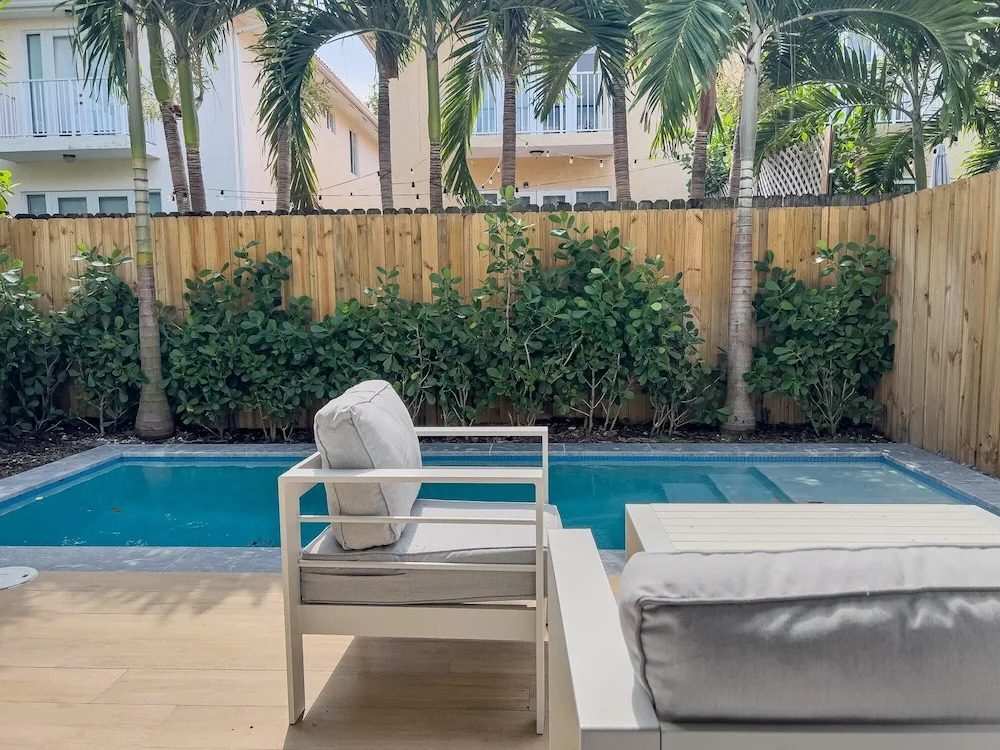 The Modernista 1 - Luxury Villa With Private Pool