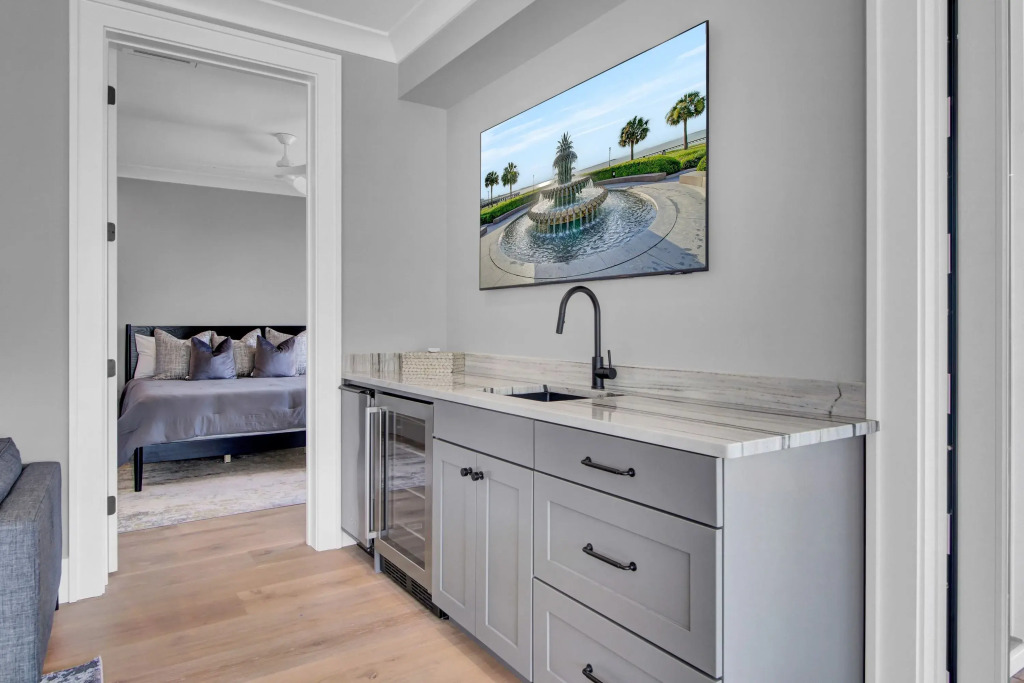 3 47th Avenue by Avantstay Oceanfront + Private Pool + View