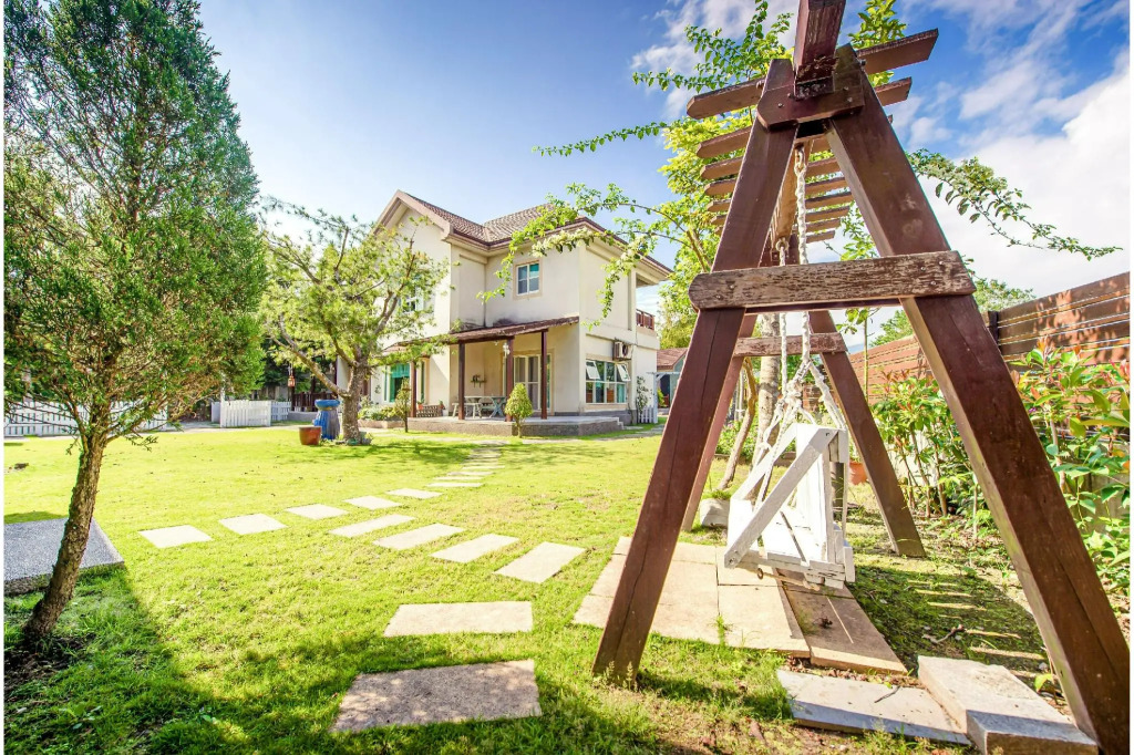 OwlStay Green Villa