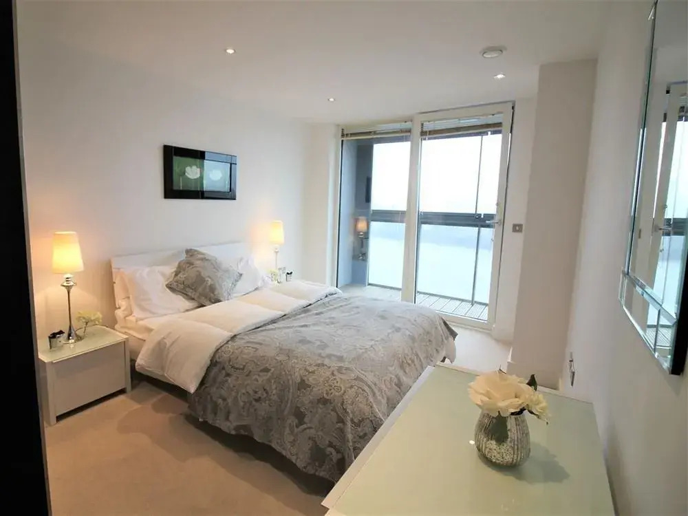 Admiral Tower Apartment