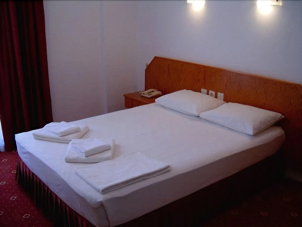 Kanarya Hotel