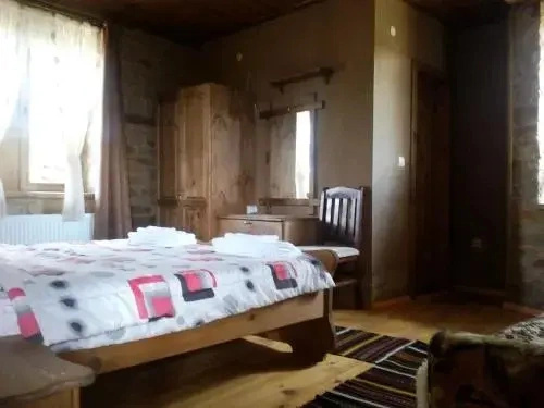 Skenderovata House