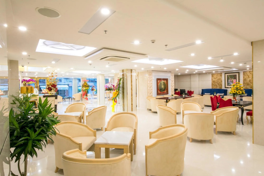Le Saigon Hotel