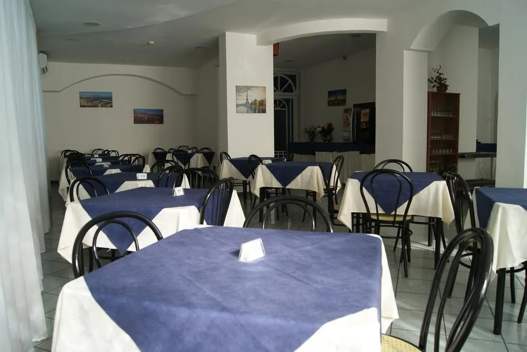 HOTEL VILLA ELISA