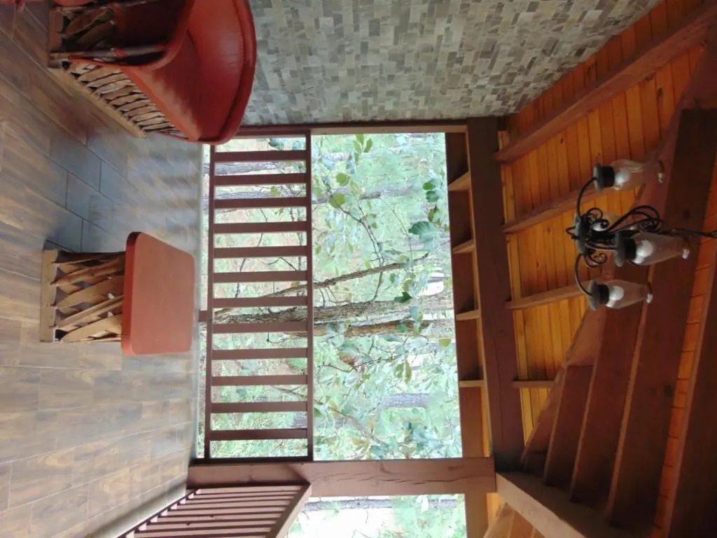 Cabaña dentro del Bosque para 24 Personas