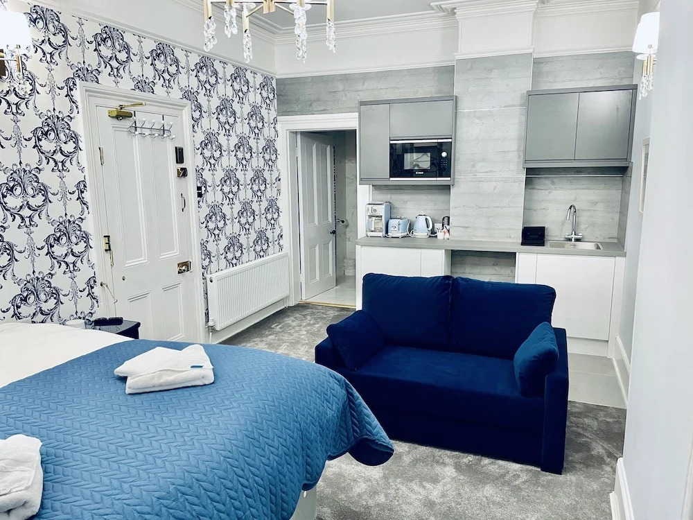 Ashbys Accommodation & Spa hire