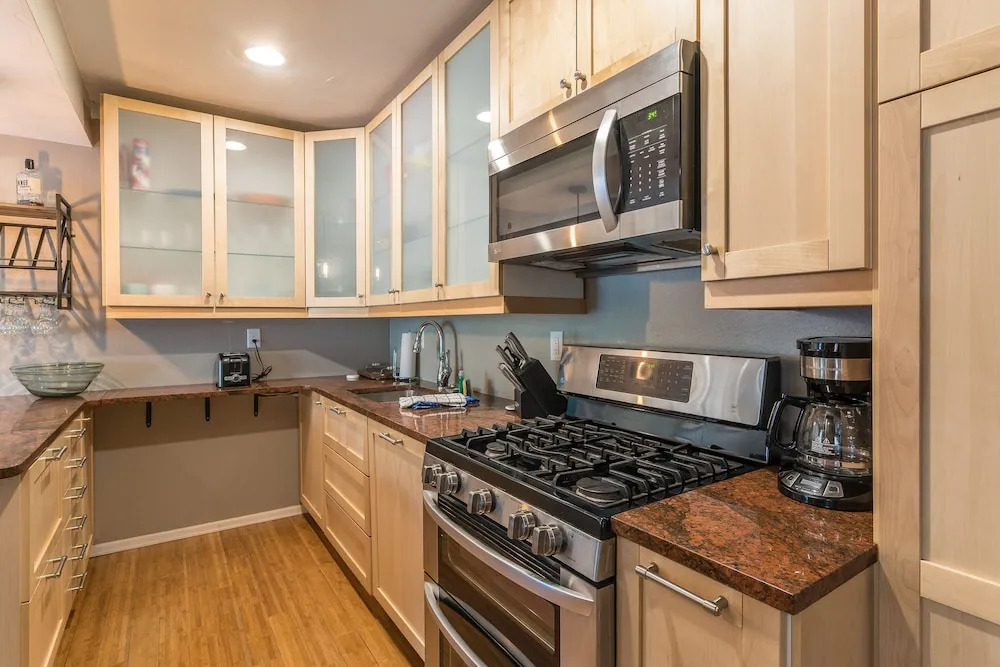 Whistler Ge - Sequoia 10 2 Bedroom Condo by RedAwning