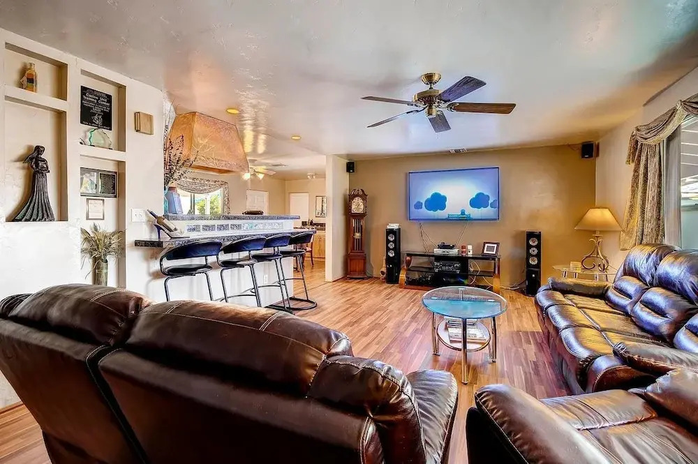 PX008 4 Bedroom Apartment By Senstay