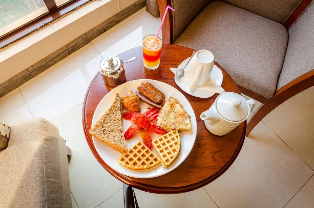 OYO 16061 Hotel Holly Hock