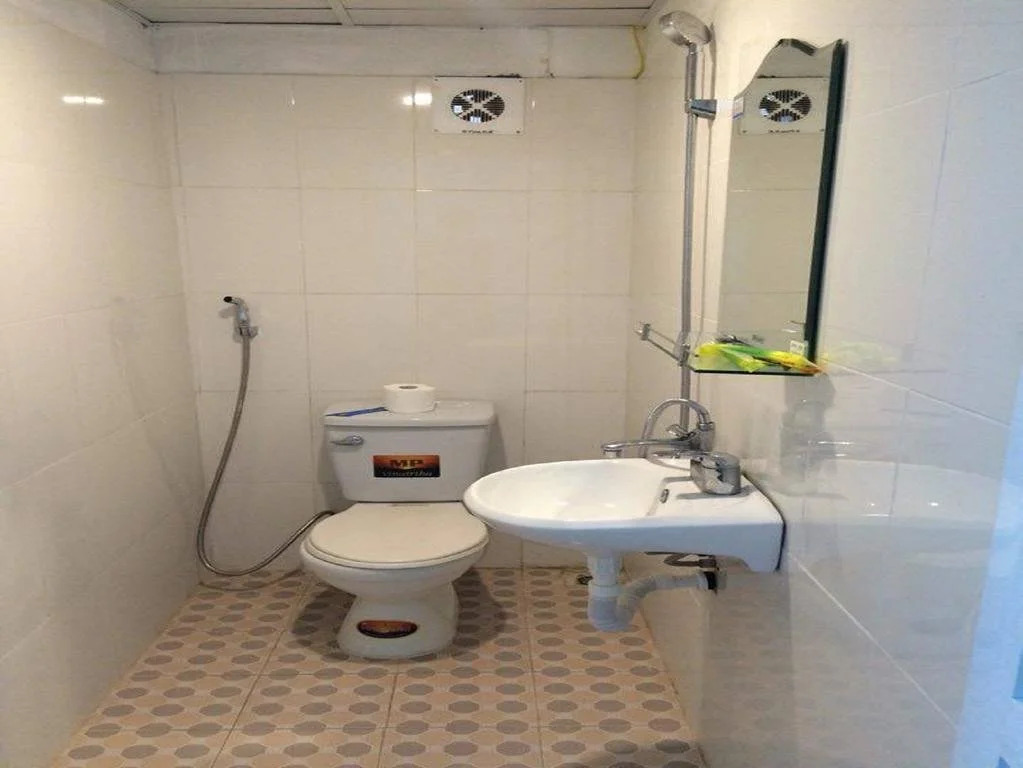 Hanoi Bluestar Hostel 2