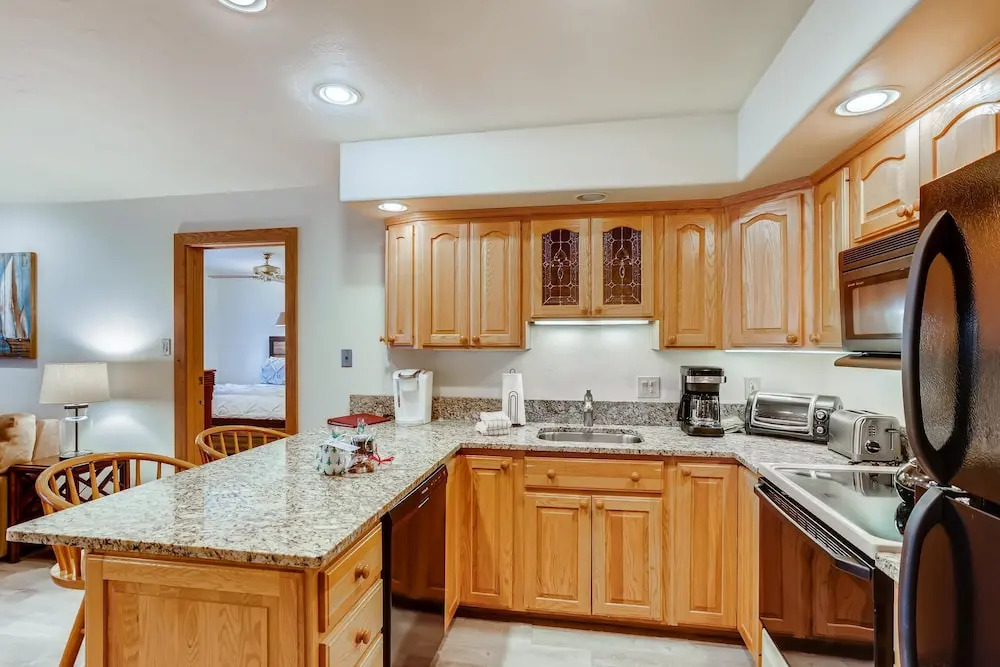 Westwind 308 2BD Gold Condo With A-C