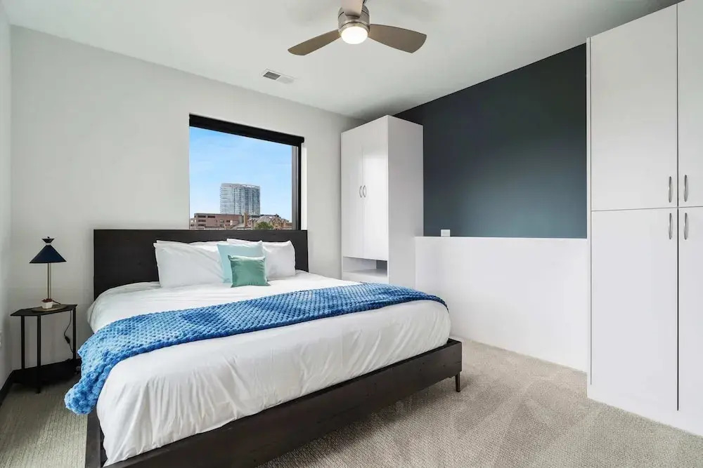 CozySuites on Mass w garage parking 21