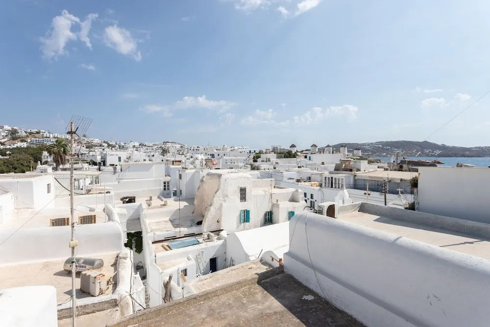 aníko suites Chora