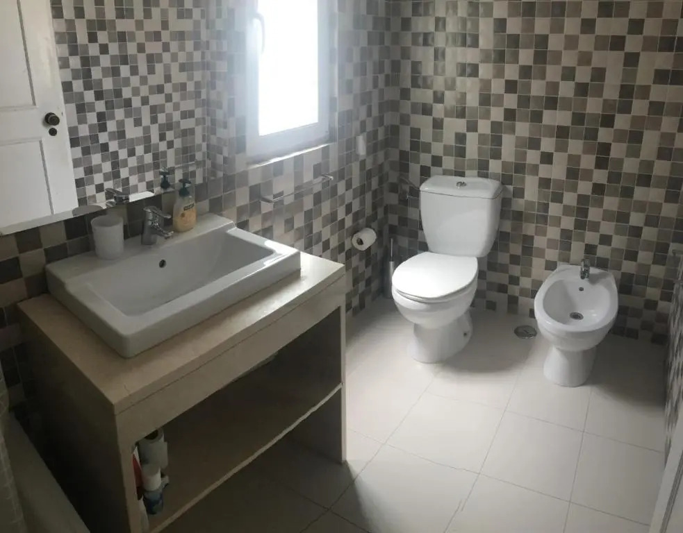3 Bedroom Town House - Historic Centre of Cascais. 100 mts from the beach and centre of Cascais