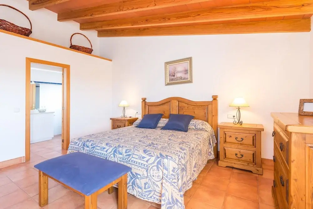 Sa Conca in Manacor With 6 Bedrooms and 4 Bathrooms