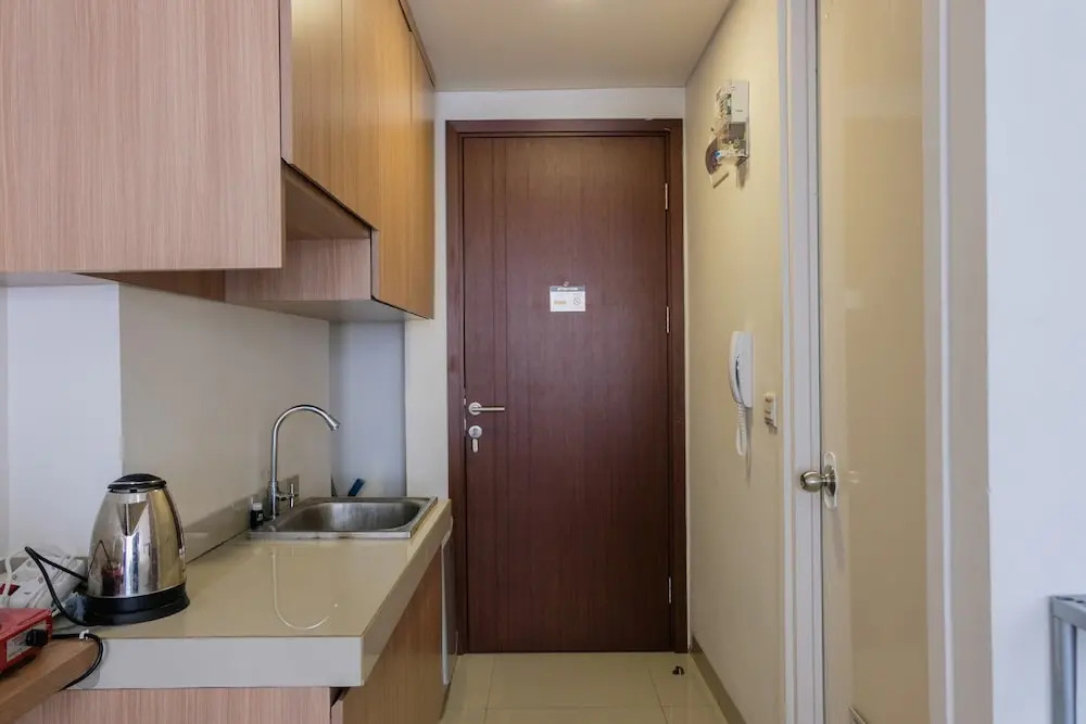 Modern and Comfy Studio Parkland Avenue Apartment