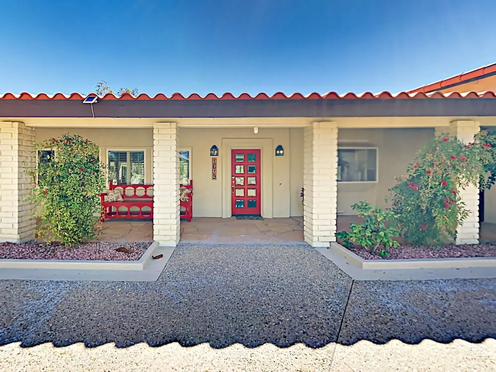 Classic Mid-Century Deanza Home Home