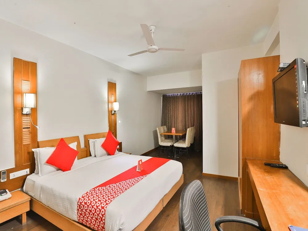 OYO 1123 Hotel Rock Regency
